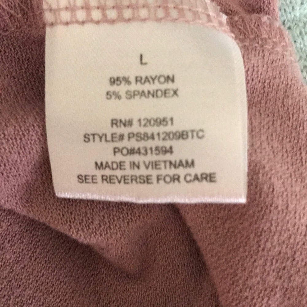 SALE 💗 3 for $20 Mauve Tunic - Picture 4 of 4